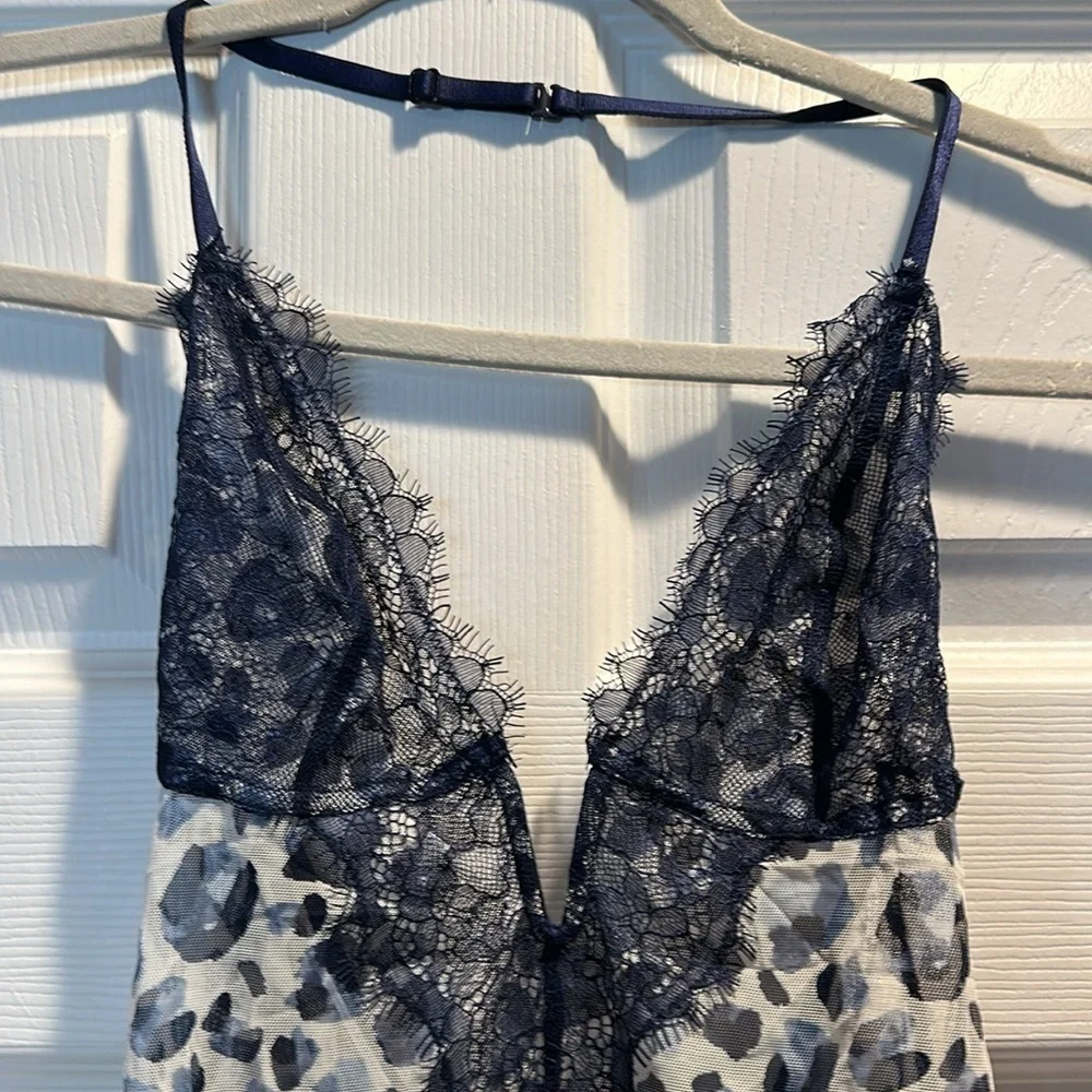 NEW! Victoria's Secret Leopard Mesh V-Wire Halter Teddy Thong Bodysuit S Lace